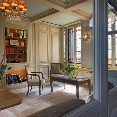 La Petite Lucie Honfleur