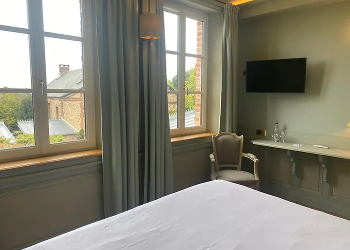 Couette-café La Petite Lucie 3*